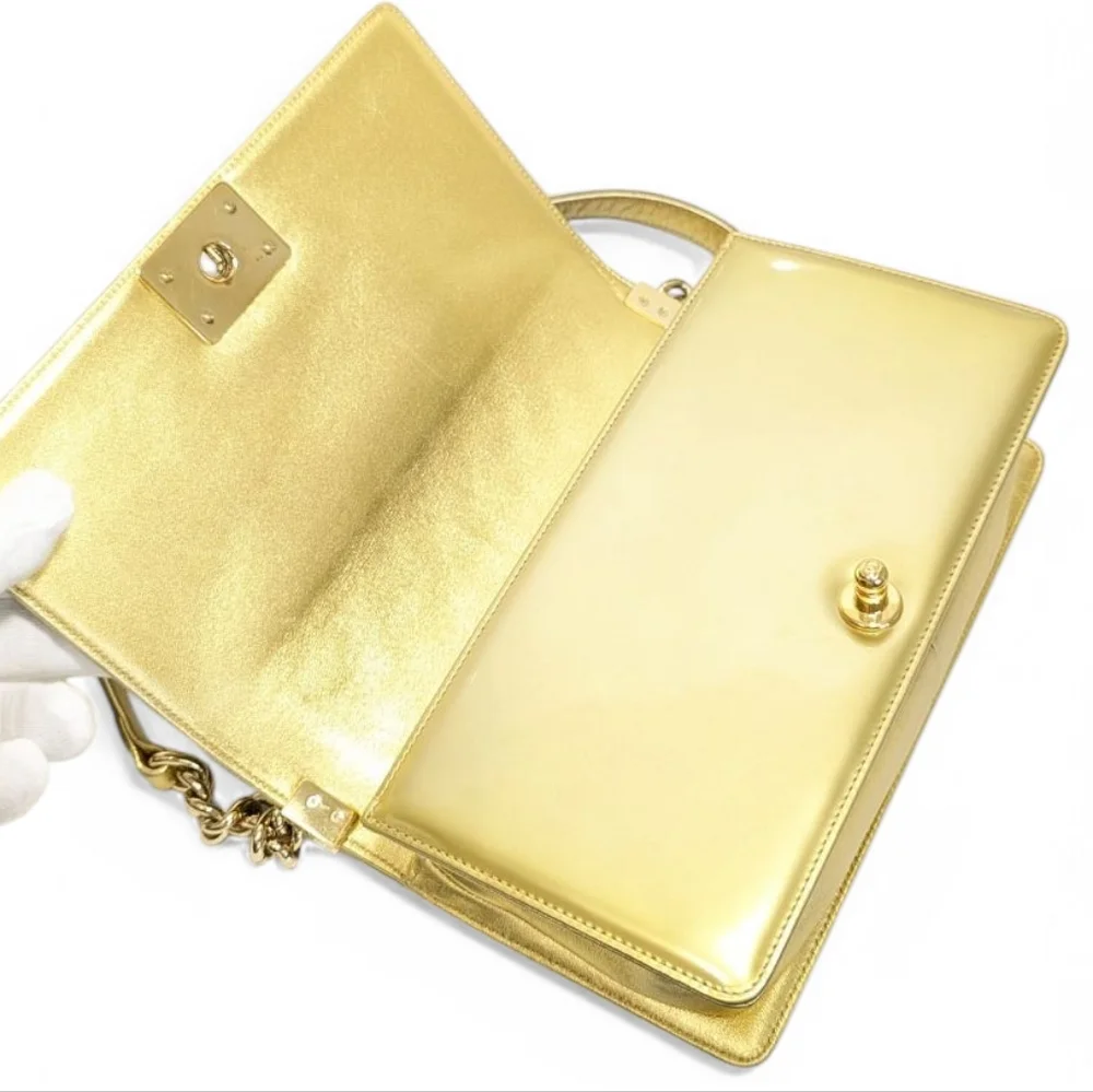 ✨️Super Rare Authentic Chanel Boy Flap Gold Quilted Patent Medium Bag - Picture 13 of 16